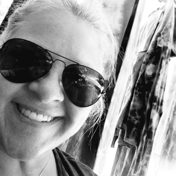 Meet your Posher, Kayce - Picture 2 of 4